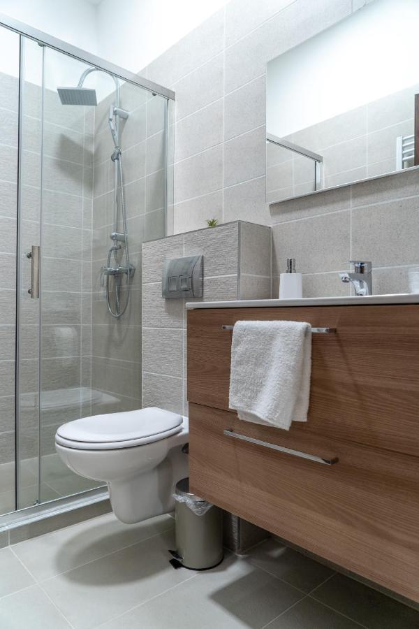 Rozsa Etterem & Panzio Bed & Breakfast Peçuy Dış mekan fotoğraf